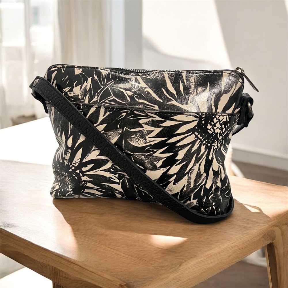 Patricia Nash Sunflower Avellino Crossbody - Picture 3 of 16